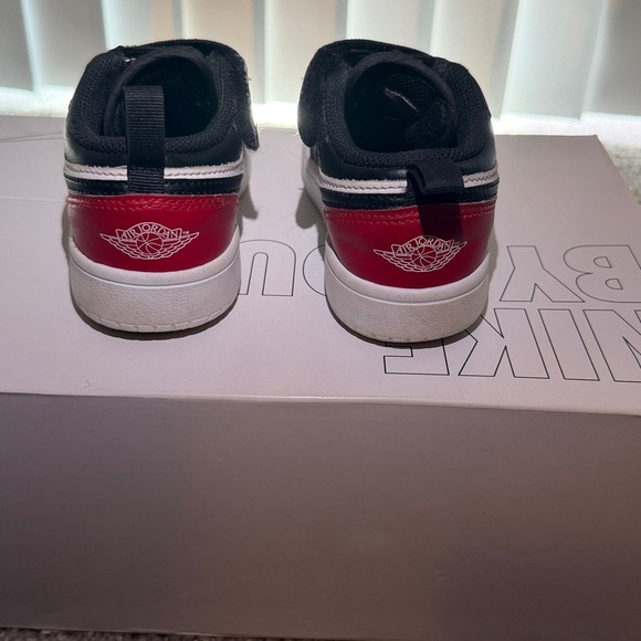 Kids Air Jordan 1 Chicago EasyOn - Picture 5 of 9
